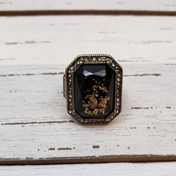 last one • Chunky Cocktail Ring - Picture 3 of 6